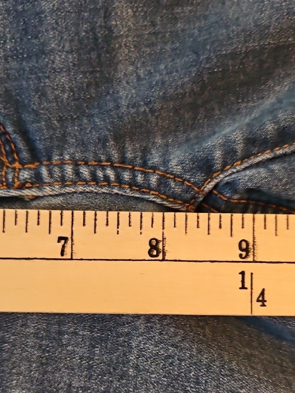 Apt. 9 - 2 Button Bermuda Shorts w/ Comfort Waistband - Size 4 - Picture 4 of 7